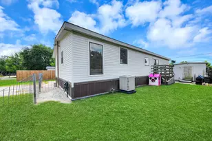 131 Kiowa Ct, Rosharon, TX 77583 - Photo 31