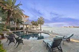 13415 Jibstay Ct, Galveston, TX 77554 - Photo 39