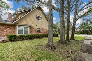 12107 Westmere Dr, Houston, TX 77077 - Photo 5