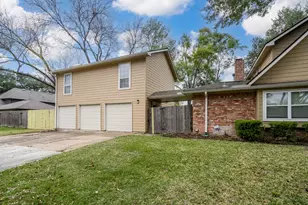 12107 Westmere Dr, Houston, TX 77077 - Photo 37