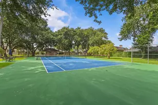 320 Summerwood St, Beaumont, TX 77706 - Photo 47