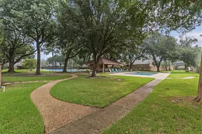 320 Summerwood Street, Beaumont, TX 77706 - Photo 43