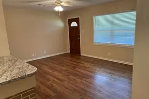 110 S Oleander St, Lake Jackson, TX 77566 - Photo 13