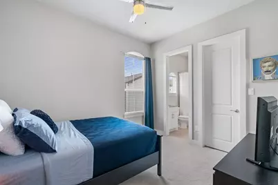 637 Middle Street, Houston, TX 77003 - Photo 27