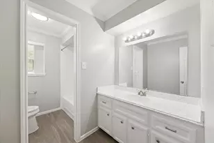 23834 English Oak Dr, Spring, TX 77373 - Photo 9