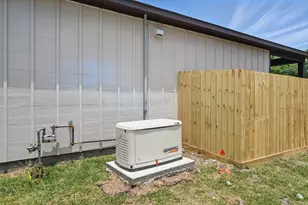 3500 McBride St, Dayton, TX 77535 - Photo 19