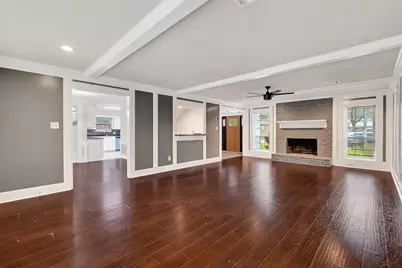 2402 Oak Shores Drive, Houston, TX 77339 - Photo 5