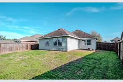 8515 Holly Spring Lane, Baytown, TX 77523 - Photo 27