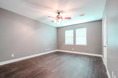 8515 Holly Spring Lane, Baytown, TX 77523 - Photo 15