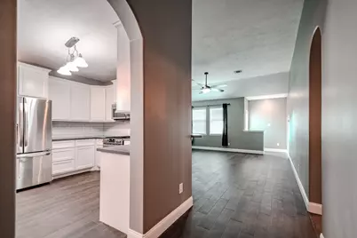 8515 Holly Spring Lane, Baytown, TX 77523 - Photo 9