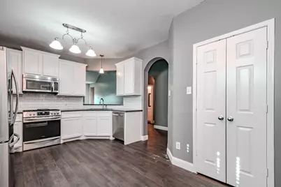 8515 Holly Spring Lane, Baytown, TX 77523 - Photo 13