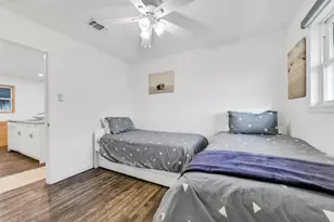 4123 Pelican Ln, Galveston, TX 77554 - Photo 27
