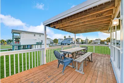 4123 Pelican Lane, Galveston, TX 77554 - Photo 7