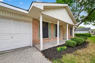 5846 Duxbury St, Houston, TX 77035 - Photo 29