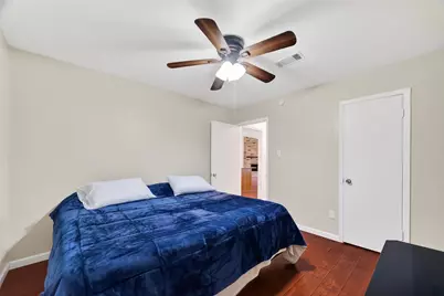 5846 Duxbury Street, Houston, TX 77035 - Photo 15