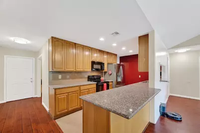 5846 Duxbury Street, Houston, TX 77035 - Photo 7