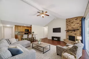 5846 Duxbury St, Houston, TX 77035 - Photo 3