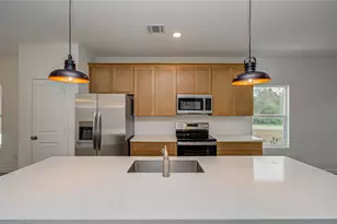 211 19th St, Hempstead, TX 77445 - Photo 13