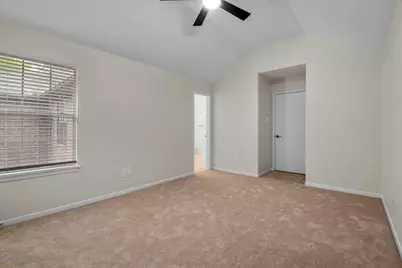 13 E Willowwood Court, The Woodlands, TX 77381 - Photo 23