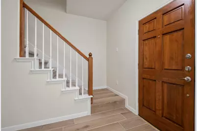 13 E Willowwood Court, The Woodlands, TX 77381 - Photo 5