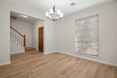 13 E Willowwood Court, The Woodlands, TX 77381 - Photo 7