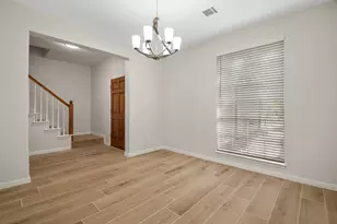 13 E Willowwood Ct, The Woodlands, TX 77381 - Photo 7
