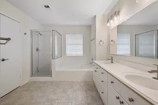 13 E Willowwood Ct, The Woodlands, TX 77381 - Photo 27