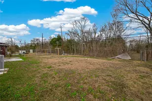 4307 Holloway Dr, Houston, TX 77047 - Photo 37