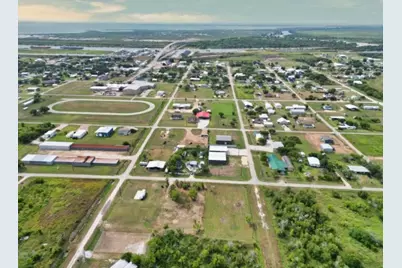 938 Burton Street, Matagorda, TX 77414 - Photo 7