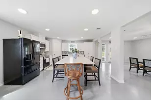 450 N Sunset Blvd, Holiday Lakes, TX 77515 - Photo 7
