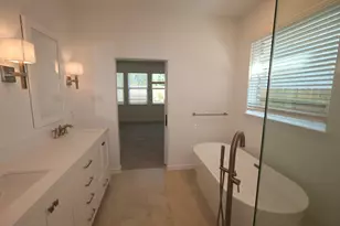 18606 Eastwood Rdg Ct, Crosby, TX 77532 - Photo 9
