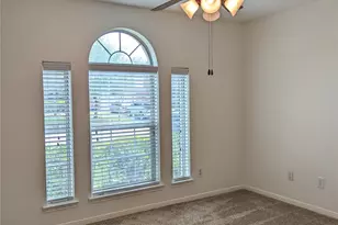 5618 Savannah Woods Ln, Rosharon, TX 77583 - Photo 5