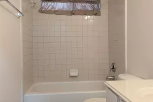 5618 Savannah Woods Ln, Rosharon, TX 77583 - Photo 7