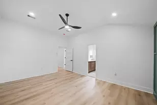 4311 Brookfield Dr, Houston, TX 77045 - Photo 25