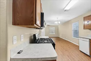 9326 Wolcott Park Ln, Houston, TX 77075 - Photo 3
