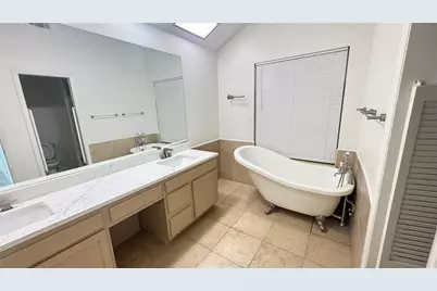 11810 Zarroll Drive, Houston, TX 77099 - Photo 11