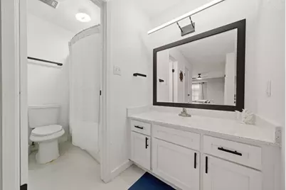 7600 Emmett F Lowry Expressway #806, Texas City, TX 77591 - Photo 5