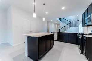 715 Almond Willow Ln, Crosby, TX 77532 - Photo 11