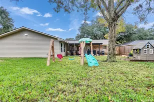 2825 Encino Ave, Bay City, TX 77414 - Photo 7