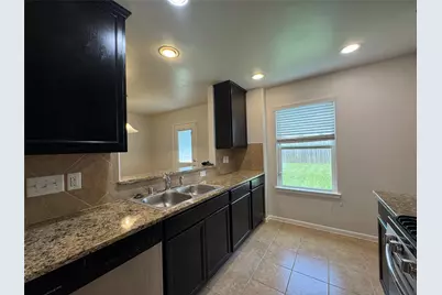 12935 Almeda Crossing Court, Houston, TX 77048 - Photo 11