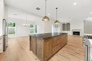 1335 Gardenia Dr, Houston, TX 77018 - Photo 11