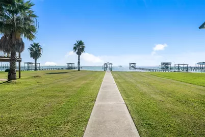 1313 8th Street, Dickinson, TX 77539 - Photo 29