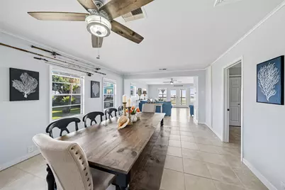 1313 8th Street, Dickinson, TX 77539 - Photo 13