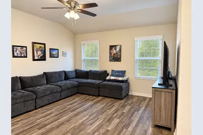 2719 Marguerite Street, Bay City, TX 77414 - Photo 7