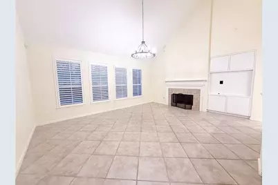 79 W Shale Creek Circle, The Woodlands, TX 77382 - Photo 7