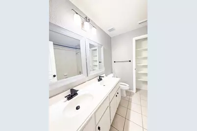 79 W Shale Creek Circle, The Woodlands, TX 77382 - Photo 21