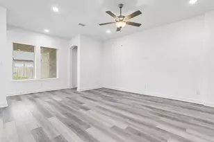 2323 Lambert Dr, Katy, TX 77493 - Photo 11