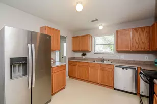 6835 Lower Arrow Dr Dr, Houston, TX 77086 - Photo 9
