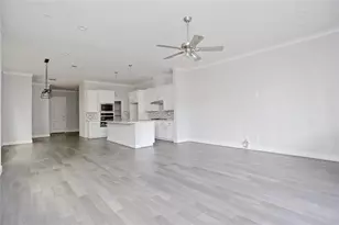 513 W Bell St, Houston, TX 77019 - Photo 3