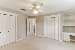 51 Oak Hollow Cir, Lake Jackson, TX 77566 - Photo 25